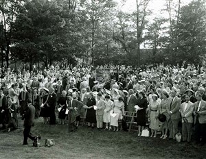 Image description is not available for 1957.042
